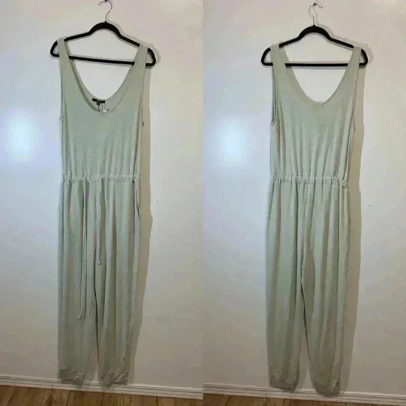 BNWT 7 for all Mankind Women’s Lounge jogger jumpsuit size S - Picture 2 of 4